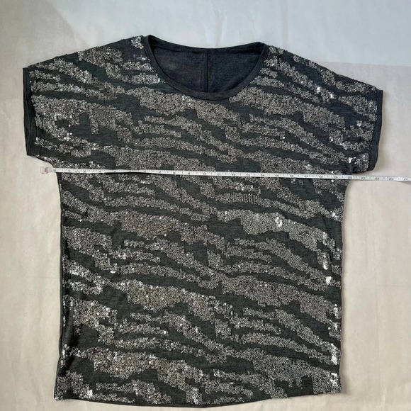 Zebra Sequin One Size Grey & Silver Womens Boxy NYE Top - Picture 6 of 7